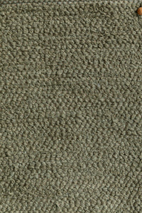 Tapis Tissé Main en Laine par Azele Studio en vente sur Tapis Tissé Main en Laine par Azele Studio en vente sur